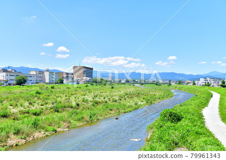 Hagiwara Bridge / Overlooking the upstream from Asakawa (Hachioji, Tokyo) [2021.7] 79961343