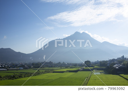 Yufudake and Yufuin morning Yufudake and Yufuin morning 79963092