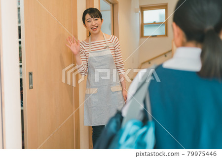 Junior high school mom 79975446