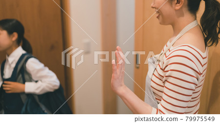 初中媽媽 79975549