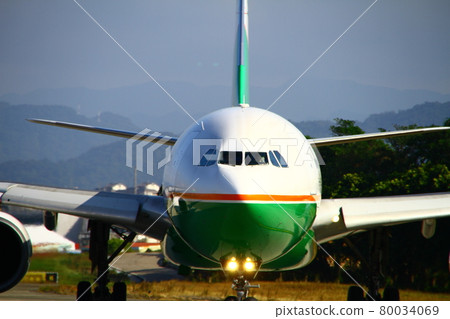 飛機 80034069