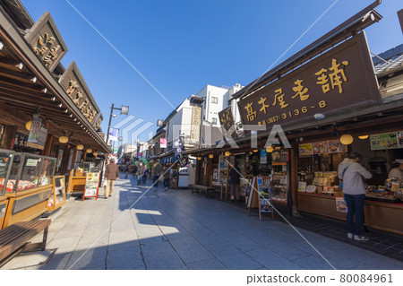 Katsushika Shibamata Emperor Shinto shinkansen shopping district 80084961
