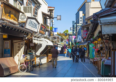 Katsushika Shibamata Emperor Shinto shinkansen shopping district 80084965