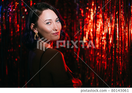 holiday look happy elegant woman festive party 80143061