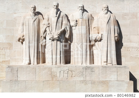 Reformation wall in Geneva, Switzerland 80146982