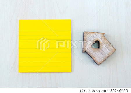 Blank Post note paper sheet or sticky sticker with houses model.  Saving money preparing for new house concept 80246493