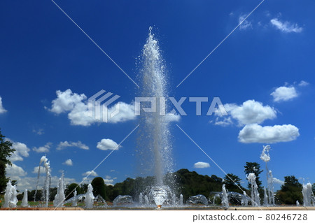 Blue sky and fountain Blue sky and fountain 80246728