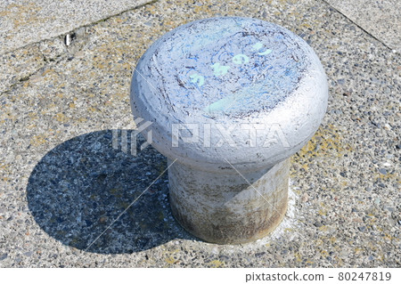 Lake Biwa / Nagahama Port and Bollard Lake Biwa / Nagahama Port and Bollard 80247819