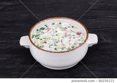 okroshka with fresh vegetables, served with kefir and greens okroshka with fresh vegetables, served with kefir and greens 80250115