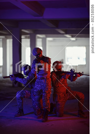Soldiers squad in tactical formation having action urban environment 80258086