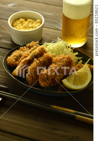 Deep fried oysters  80258621
