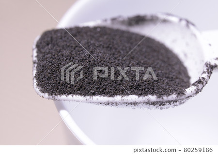 Healthy charcoal coffee with Brazilian coffee powder, Japanese bamboo charcoal and MCT oil Healthy charcoal coffee with Brazilian coffee powder, Japanese bamboo charcoal and MCT oil 80259186