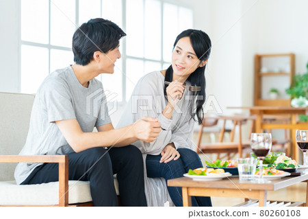 膳食，夫婦，家庭，家庭，夫婦，生活方式 80260108