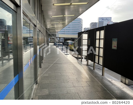 Shin-Osaka Station Smoking Area Shin-Osaka Station Smoking Area 80264420