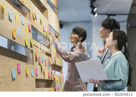 休閒商務團隊形象 80264813