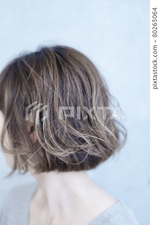 Highlight ash beige (hair dyeing) 80265064