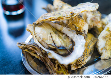 Oyster hut All-you-can-eat oyster image [Miyagi Prefecture] 80266366