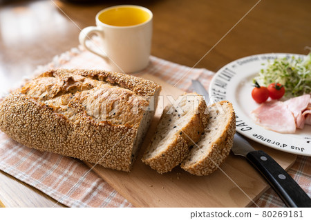 芝麻麵包輕食 芝麻麵包輕食 80269181