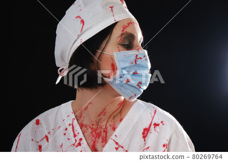bloody woman doctor bloody woman doctor 80269764