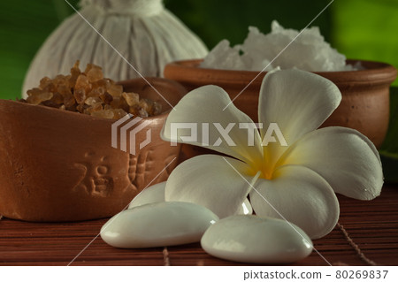 flowers 80269837