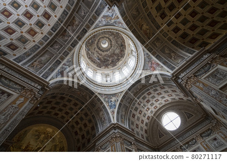 Basilica Sant'Andrea in Mantova, Italy. Basilica Sant'Andrea in Mantova, Italy. 80271117