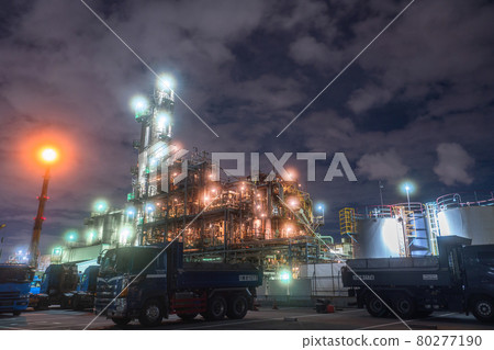 "Kanagawa Prefecture" Factory night view, Keihin industrial area 80277190
