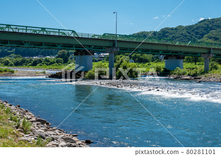 Around Gomatsu Bridge (Eiheiji Town, Yoshida District, Fukui Prefecture) Kuzuryu River 80281101