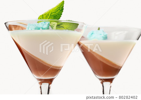 Panna cotta - traditional italian cream dessert in a glass Panna cotta - traditional italian cream dessert in a glass 80282402