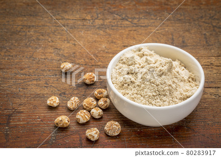 organic peeled tiger nuts organic peeled tiger nuts 80283917