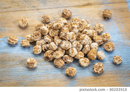 organic peeled tiger nuts organic peeled tiger nuts 80283918