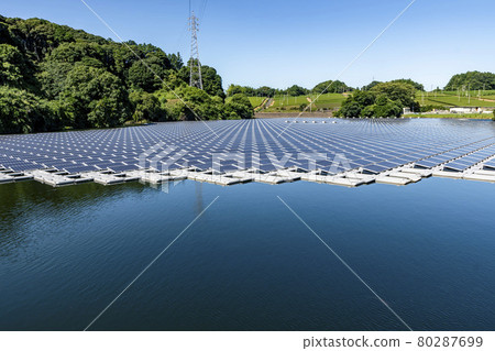 使用農業池塘的太陽能發電設施 使用農業池塘的太陽能發電設施 80287699