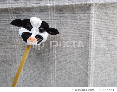 牛黑白生肖 牛黑白生肖 80287723