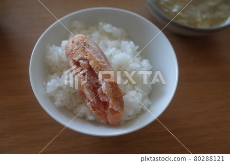 白米飯配魚子 80288121