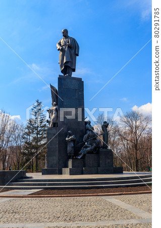 Monument to famous ukrainian poet Taras Shevchenko in Kharkov, Ukraine Monument to famous ukrainian poet Taras Shevchenko in Kharkov, Ukraine 80291785