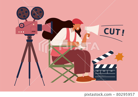 Female film director at work 80295957