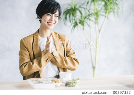 女商人午餐 80297322