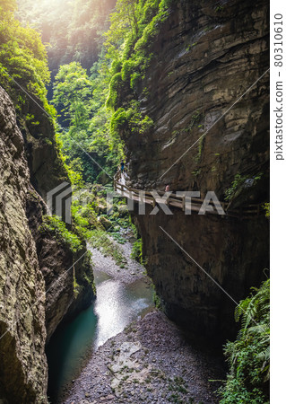 Cliff path in Wulong National Park Cliff path in Wulong National Park 80310610