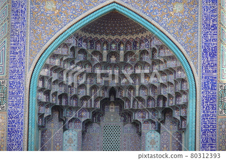 伊斯法罕阿文 伊斯法罕阿文 80312393