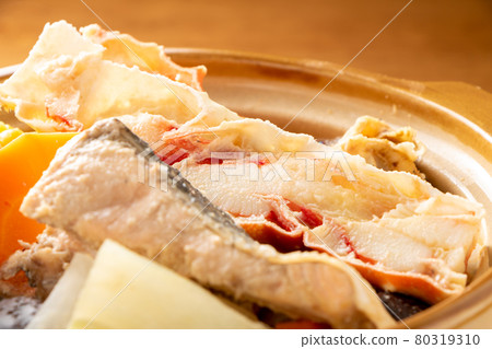 石狩鍋的帝王蟹腿特寫。 石狩鍋的帝王蟹腿特寫。 80319310