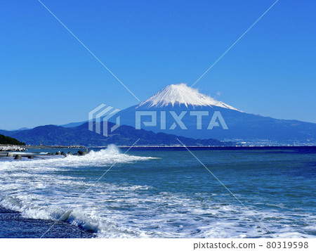 Mt. Fuji from Shimizu coast 80319598