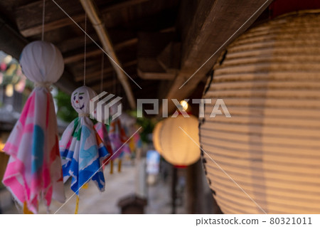 Rainy Ise Jingu Shrine and surrounding scenery Rainy Ise Jingu Shrine and surrounding scenery 80321011