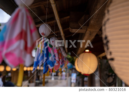 Rainy Ise Jingu Shrine and surrounding scenery 80321016