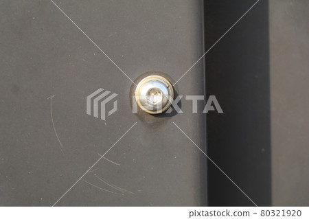 Screws, bolts, nuts that hold various iron columns, etc. 80321920