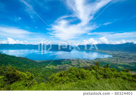 Lake Maninjau on Sumatra 80324401
