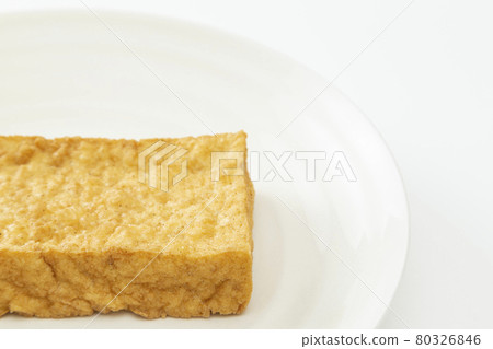 Atsuage white background Atsuage white background 80326846