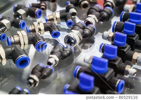 quick couplers, tees and needle taps for various household 80329110