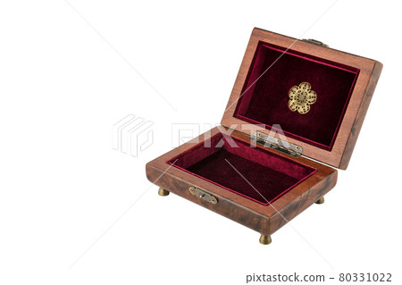 Open wooden jewelry box with velvet lining Open wooden jewelry box with velvet lining 80331022