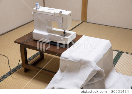 An old sewing machine in a Japanese-style room An old sewing machine in a Japanese-style room 80331424