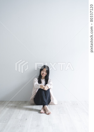休閒時尚女性 80337120