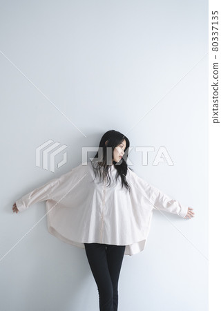 休閒時尚女性 休閒時尚女性 80337135